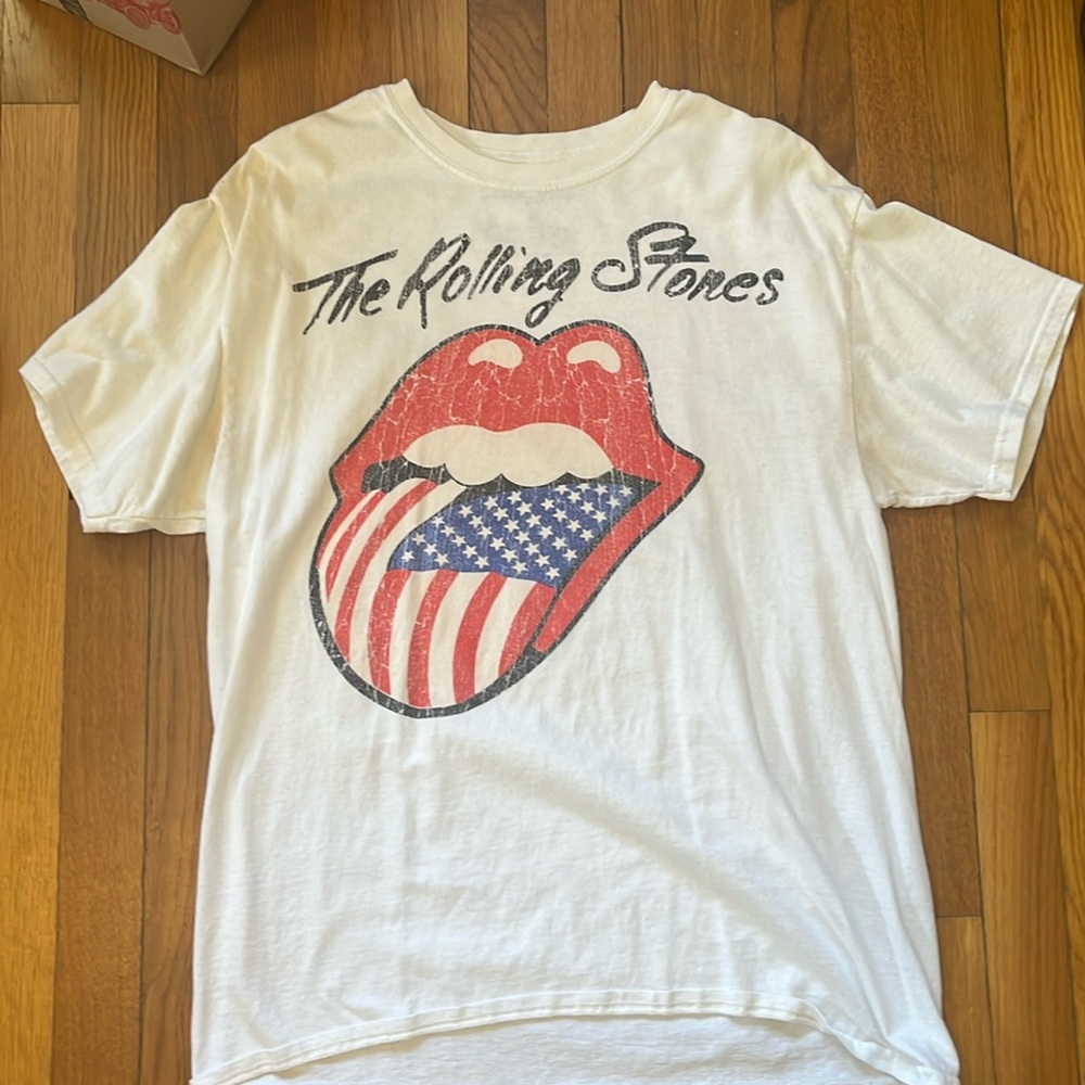 rolling stones shirt size medium